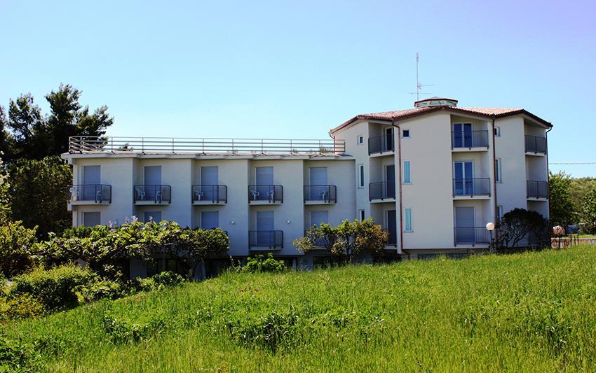 Hotel Beatrice Sirolo Exterior photo
